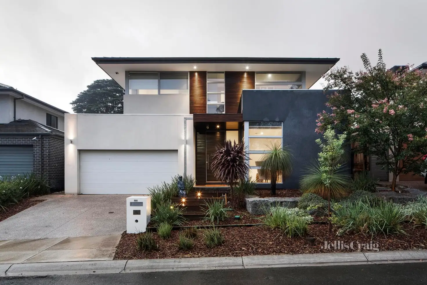 Main view of Homely house listing, 19 Heritage Court, Macleod VIC 3085