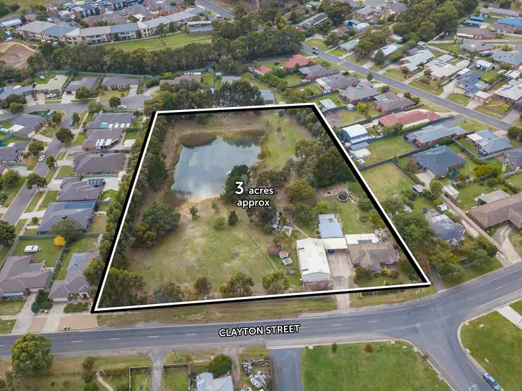 521 Clayton Street, Canadian VIC 3350