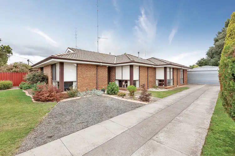 2 Cromwell Street, Sebastopol VIC 3356