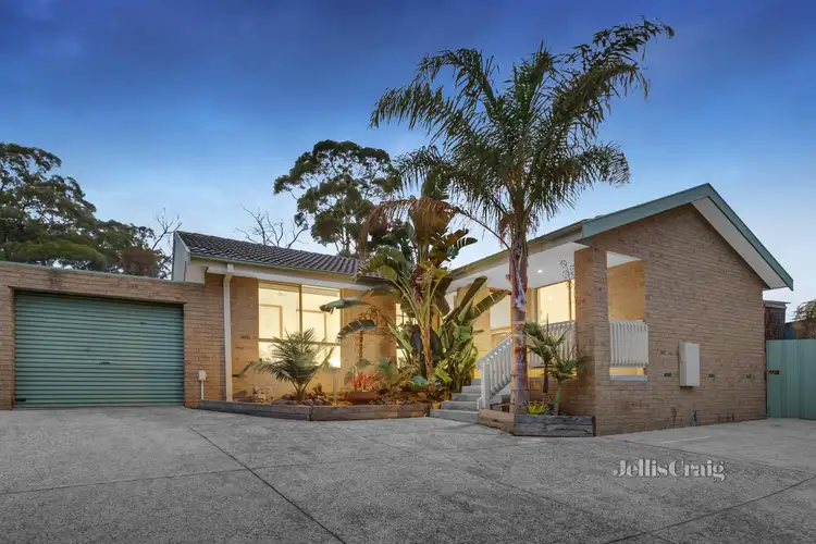 3/2 Robert Street, Montmorency VIC 3094