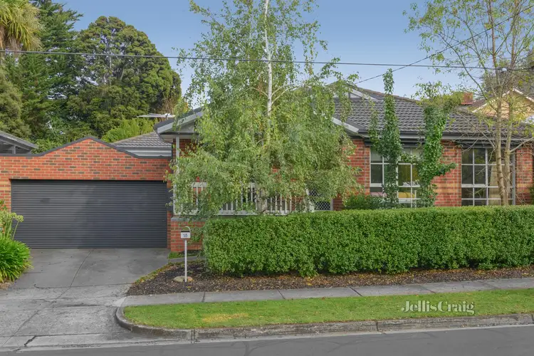 18 Cochrane Street, Mitcham VIC 3132