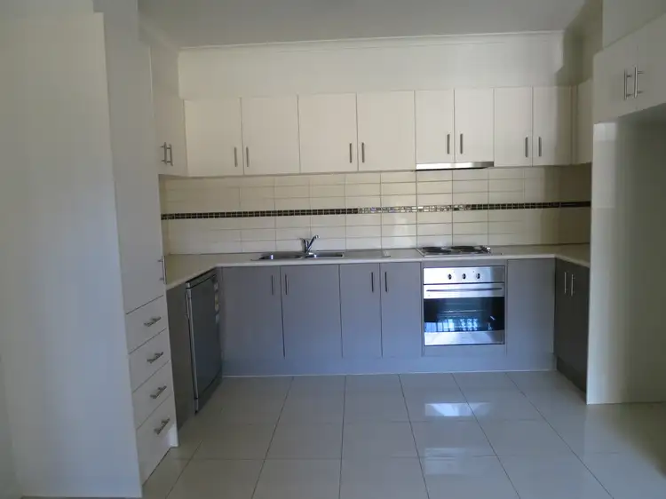 Fourth view of Homely unit listing, 28 Quarry Circuit, Coburg VIC 3058