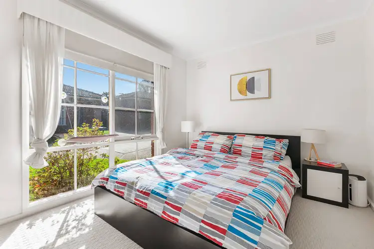 Fifth view of Homely unit listing, 2/17 Raymond Street, Ashwood VIC 3147