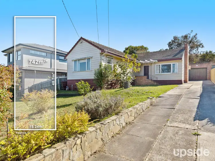 4 Beddows Street, Burwood VIC 3125