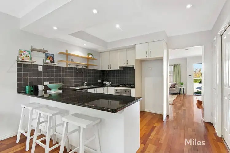 Fourth view of Homely townhouse listing, 4/22 Oriel Road, Ivanhoe VIC 3079