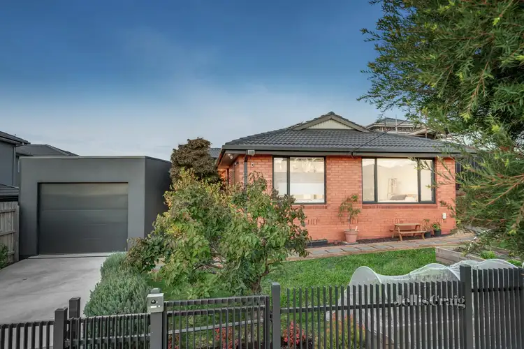 2 Cremin Court