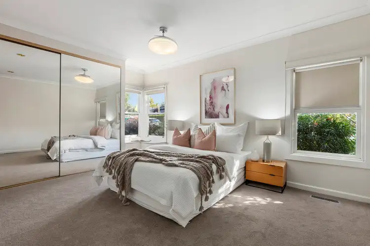 Fifth view of Homely house listing, 2 Kennett Street, Ashwood VIC 3147