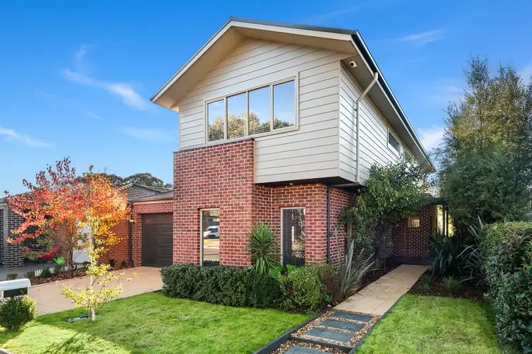6 Dalziel Drive, Mernda VIC 3754