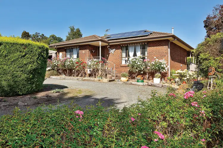 9 Forest Street, Buninyong VIC 3357