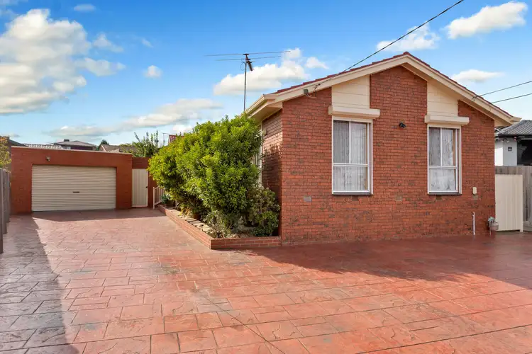 Second view of Homely house listing, 8 Miranda Close, Clayton South VIC 3169