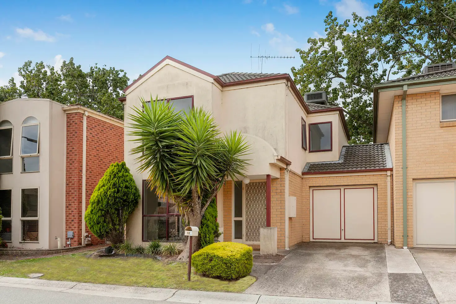 Main view of Homely house listing, 10 Elmtree Terrace, Chadstone VIC 3148
