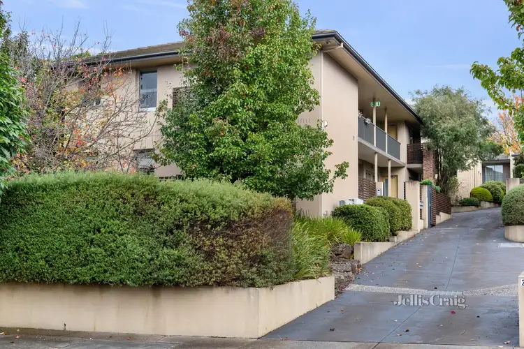 3/2 Raynes Street, Balwyn VIC 3103