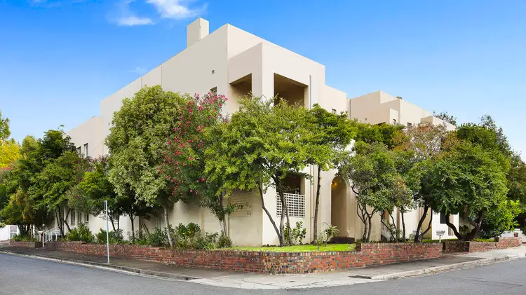 Third view of Homely block of units listing, 18-20 Stonnington Place, Toorak VIC 3142