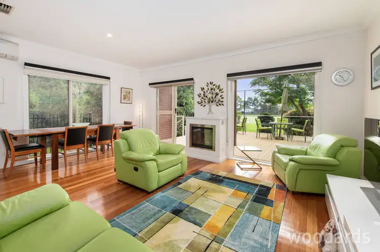 1/1 Scarlet Oak Court, Blackburn South VIC 3130