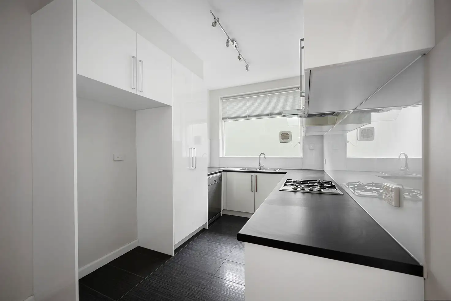Main view of Homely apartment listing, 5/53 Grey Street, East Melbourne VIC 3002