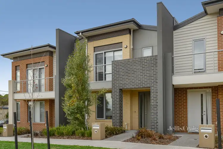 24 Heffernan Walk, Heidelberg Heights VIC 3081