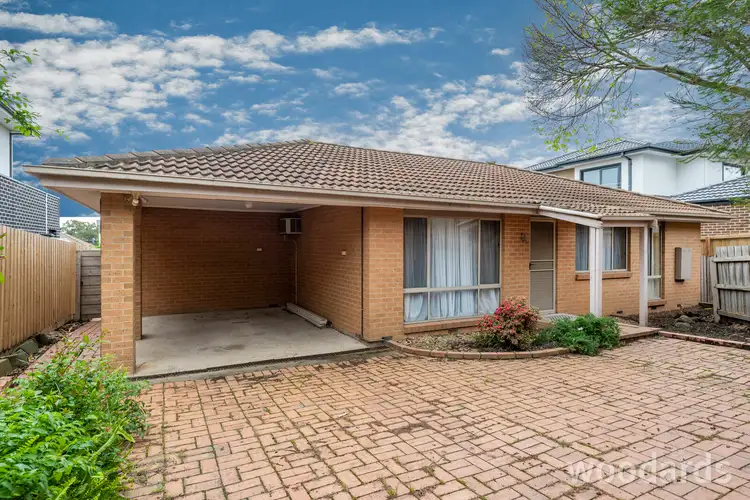 2/9 Farleigh Avenue, Burwood VIC 3125