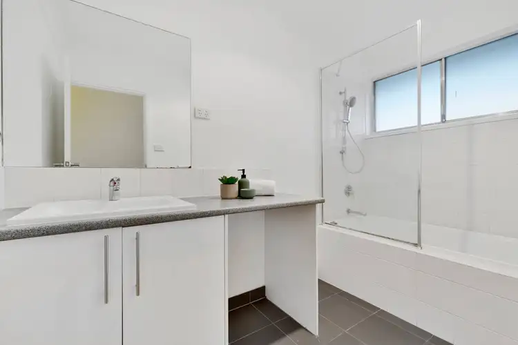 Sixth view of Homely unit listing, 1/5 Moore Avenue, Clayton South VIC 3169