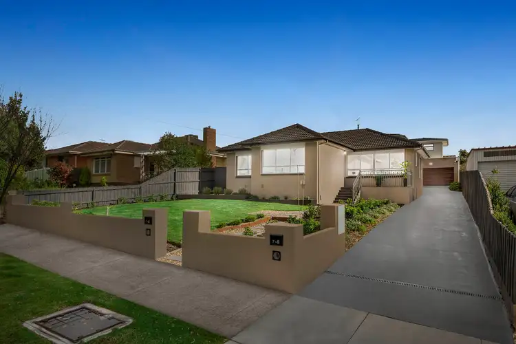 1/7 Scotsburn Avenue, Oakleigh South VIC 3167