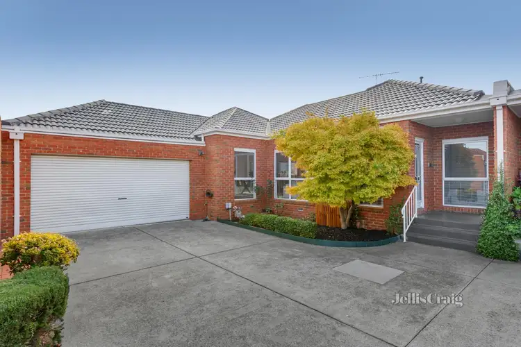 Main view of Homely unit listing, 2/23-25 Schulz Street, Bentleigh East VIC 3165