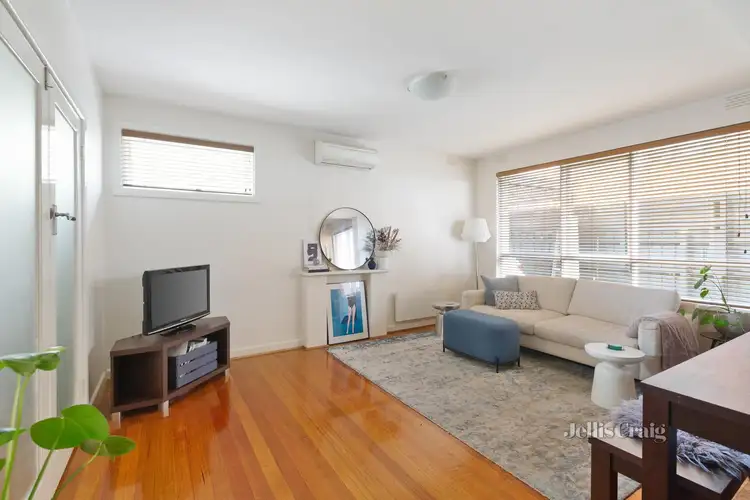 2/145 Glen Huntly Road, Elwood VIC 3184