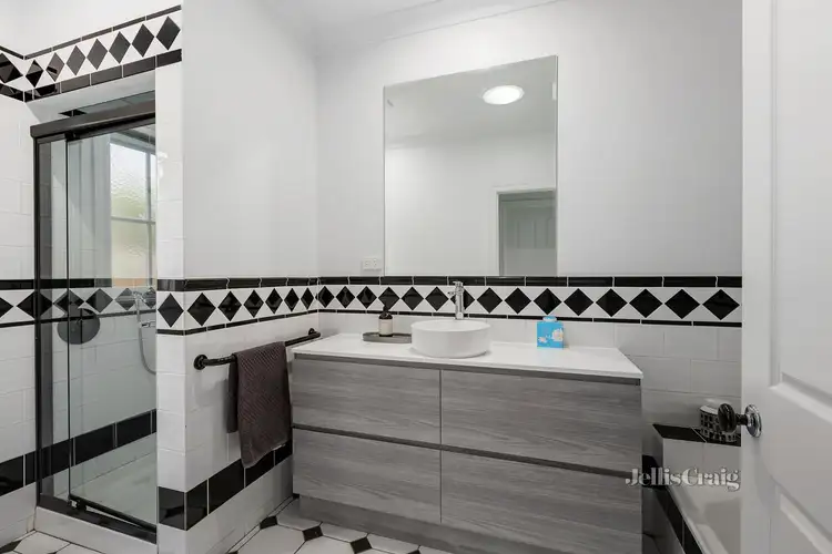 Fifth view of Homely unit listing, 2/1075 Riversdale Road, Surrey Hills VIC 3127