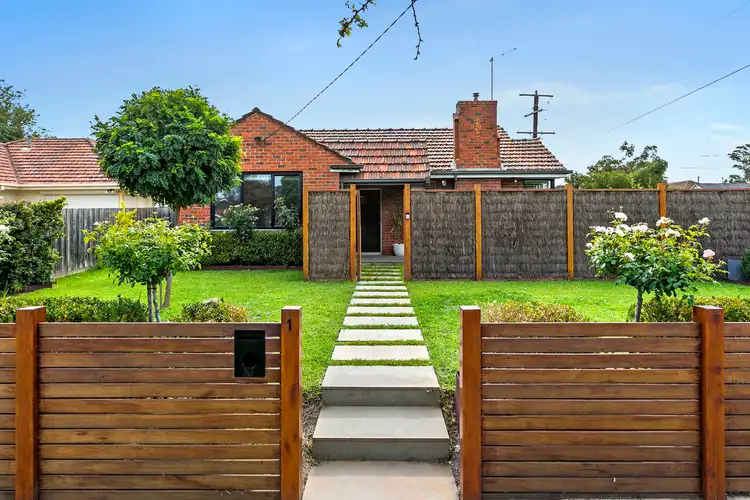 1 Taunton Avenue, Oakleigh South VIC 3167