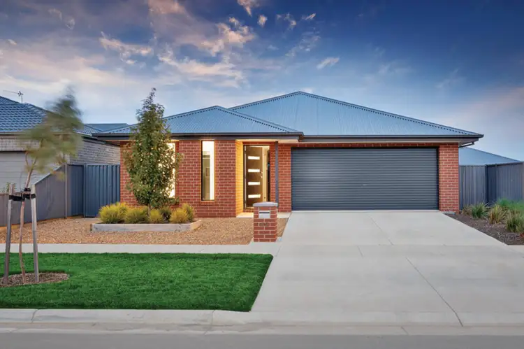 42 Roscommon Avenue, Alfredton VIC 3350