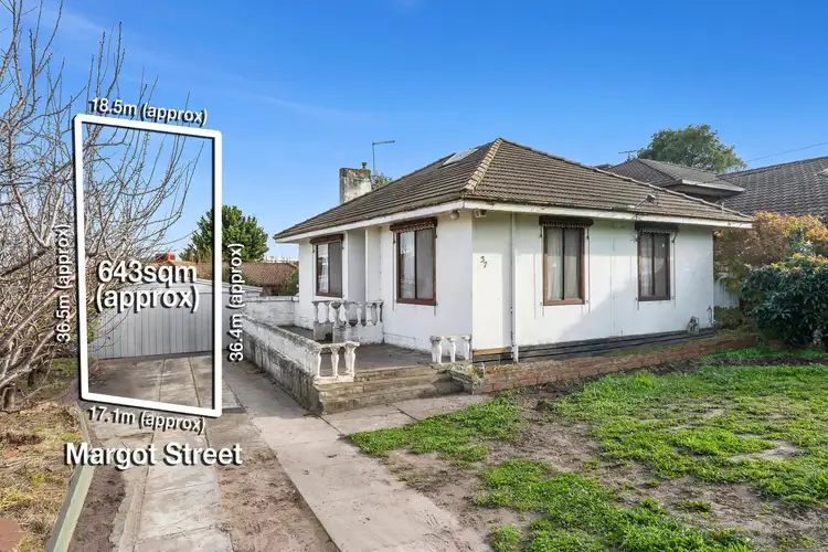 37 Margot Street, Chadstone VIC 3148
