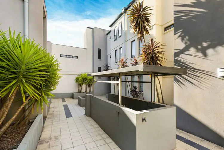 Fourth view of Homely apartment listing, 5/1324 Centre Road, Clayton South VIC 3169