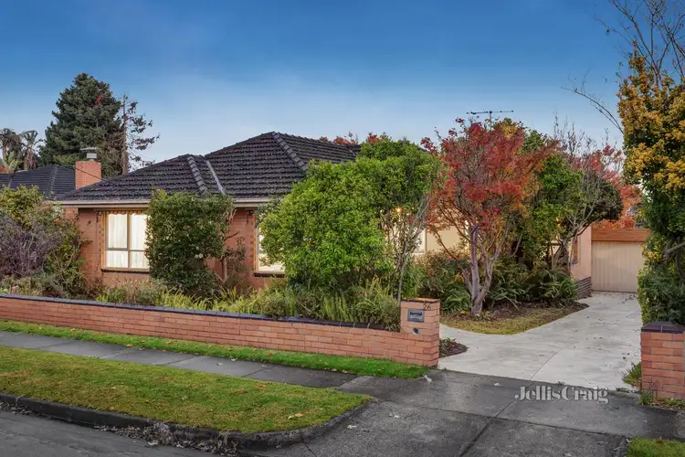 26 Bessazile Avenue, Forest Hill VIC 3131