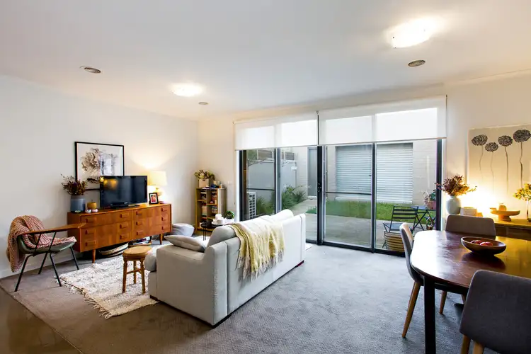 Fourth view of Homely house listing, 5 Sunline Avenue, Alfredton VIC 3350