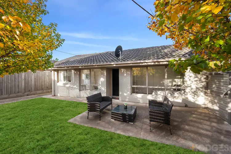 1/3 Colville Court, Herne Hill VIC 3218
