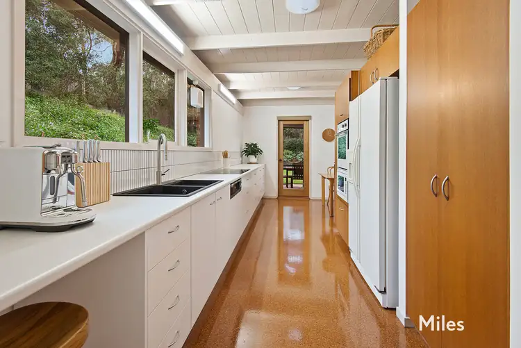 Fourth view of Homely house listing, 2 Byron Avenue, Lower Plenty VIC 3093