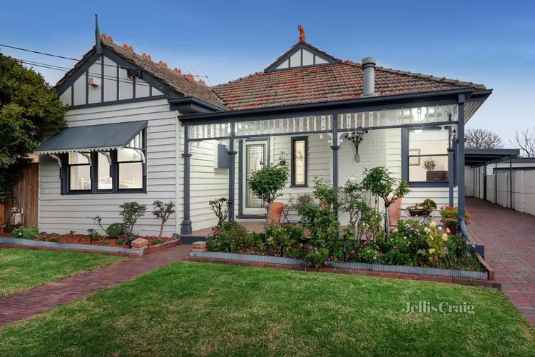 10 Barrani Street, Bentleigh East VIC 3165