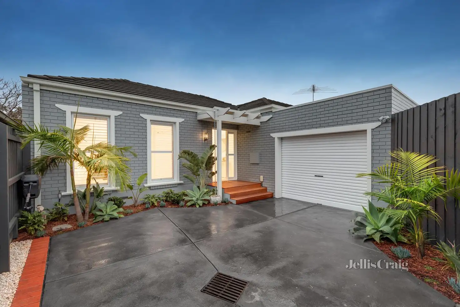 Main view of Homely townhouse listing, 25A Kendall Street, Hampton VIC 3188