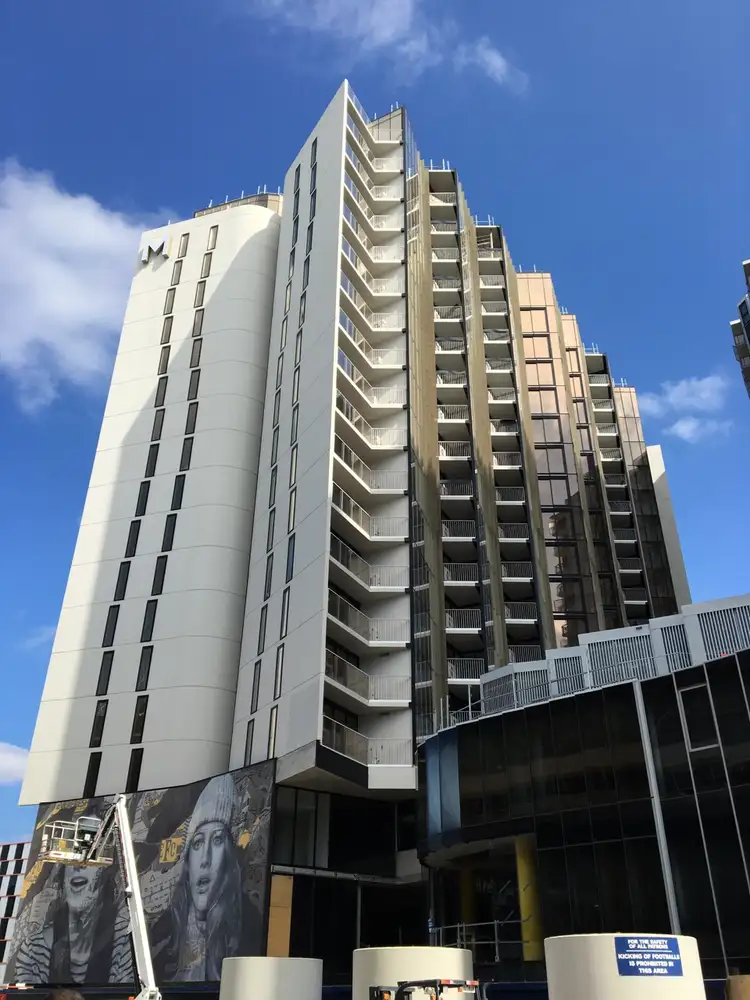 677 La Trobe st Street