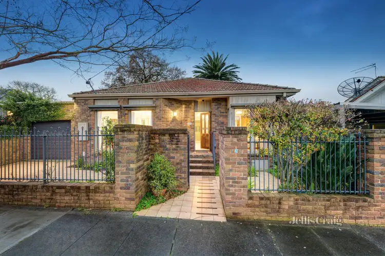 2 Orville Street, Malvern East VIC 3145