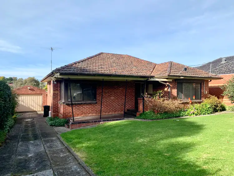 Main view of Homely house listing, 6 Lee Avenue, Mount Waverley VIC 3149