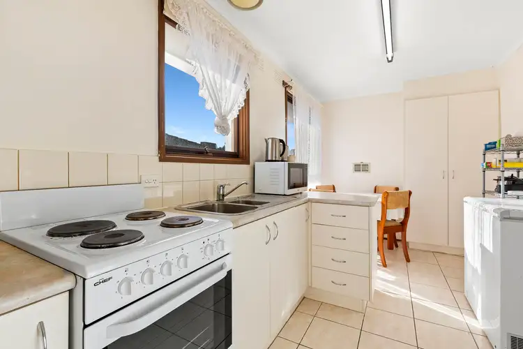 Third view of Homely unit listing, 4/25 Chauvel Street, Bentleigh East VIC 3165