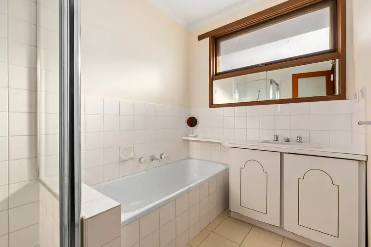 Fifth view of Homely unit listing, 4/25 Chauvel Street, Bentleigh East VIC 3165