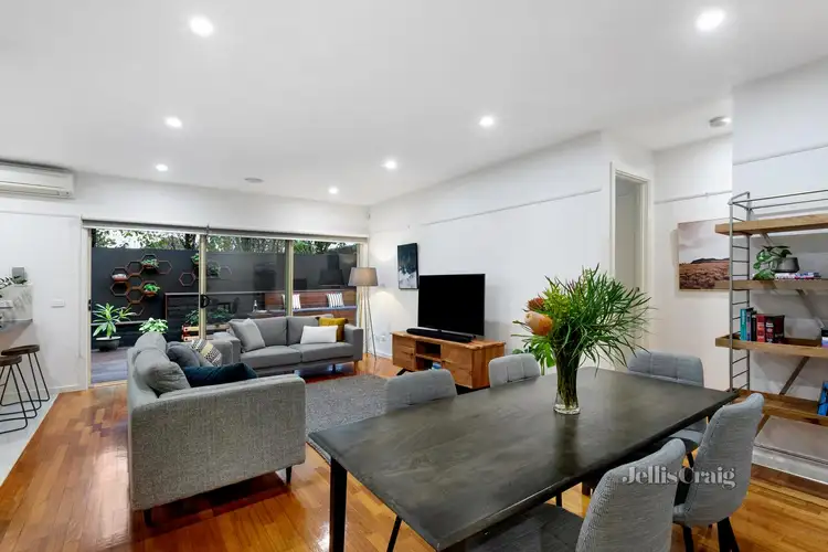 Second view of Homely unit listing, 6a North Avenue, Bentleigh VIC 3204