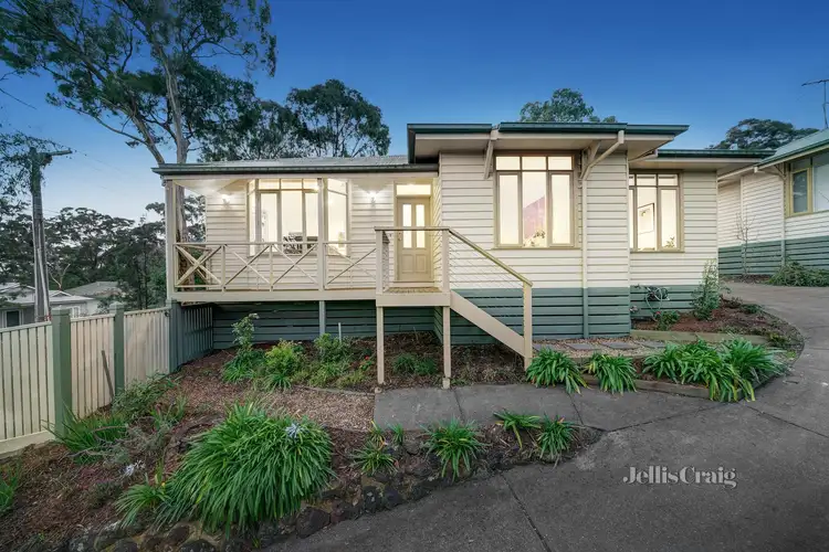 1/8 Sylvan Street, Montmorency VIC 3094