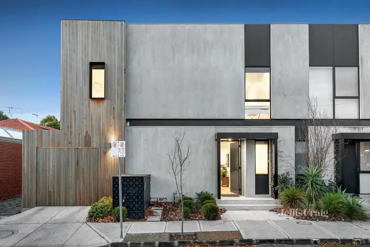 16 Salisbury Street, Caulfield North VIC 3161