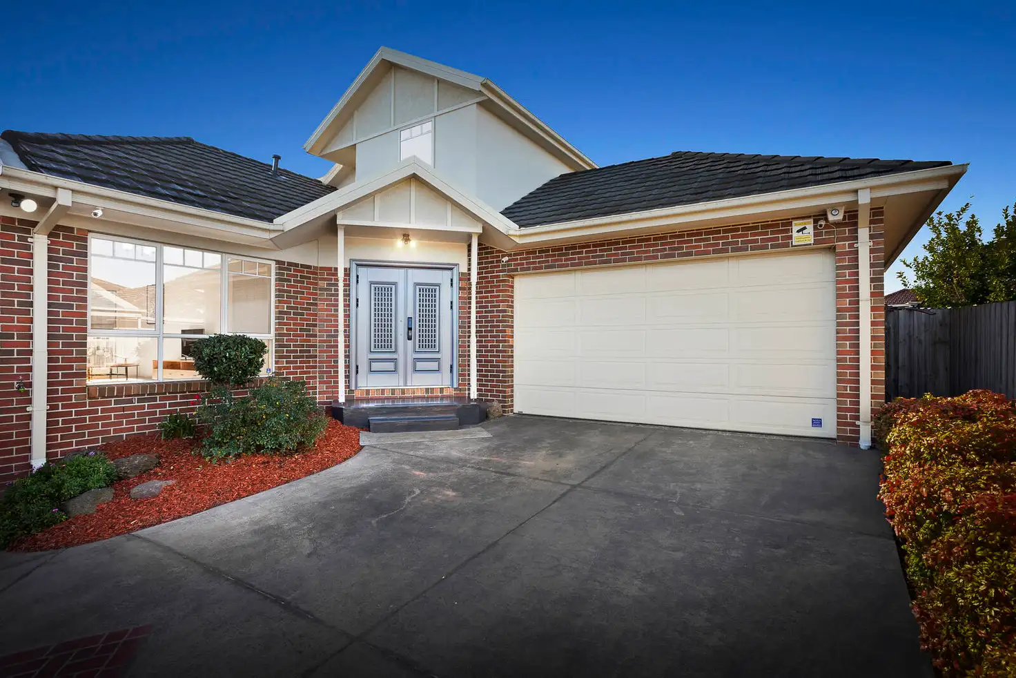 Main view of Homely townhouse listing, 2/34 Alexander Avenue, Oakleigh East VIC 3166