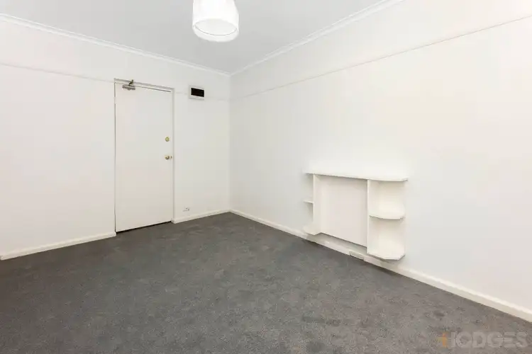 Fourth view of Homely apartment listing, 2/15 Railway Parade, Murrumbeena VIC 3163