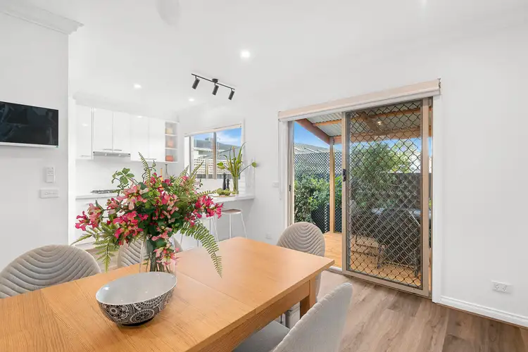 Fifth view of Homely townhouse listing, 2/7 Simmonds Street, Hughesdale VIC 3166