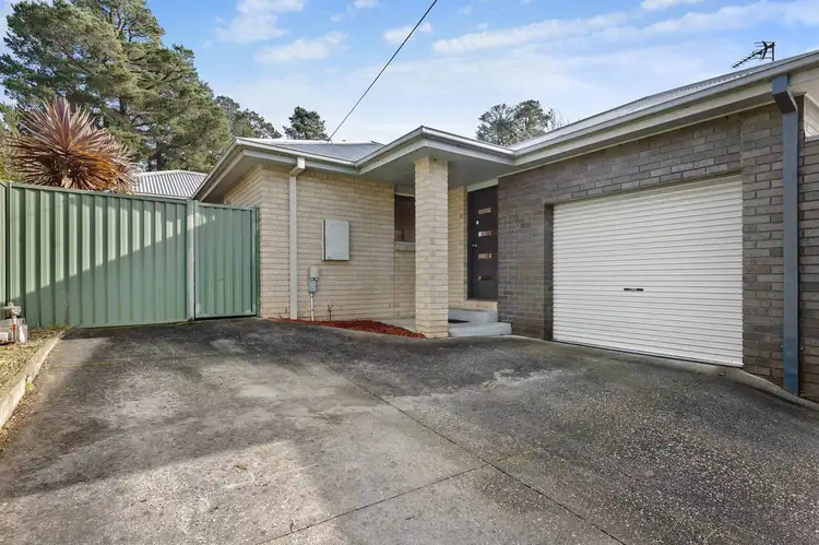 2/712 Geelong Road, Canadian VIC 3350