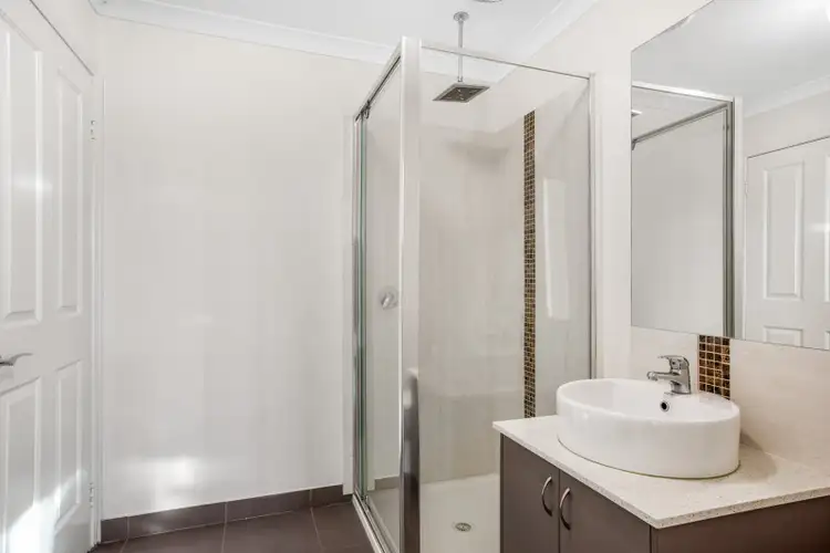 Fourth view of Homely unit listing, 1/30 Silvergum Drive, Pakenham VIC 3810