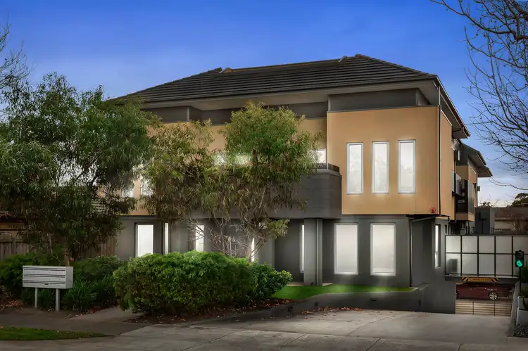 105/214 Warrigal Road, Oakleigh South VIC 3167